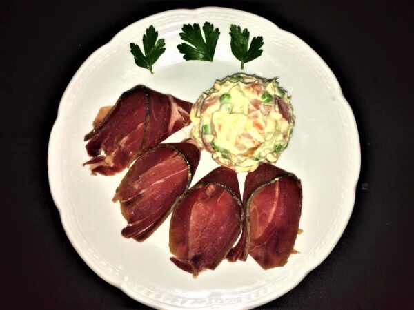 Jamón crudo con rusa