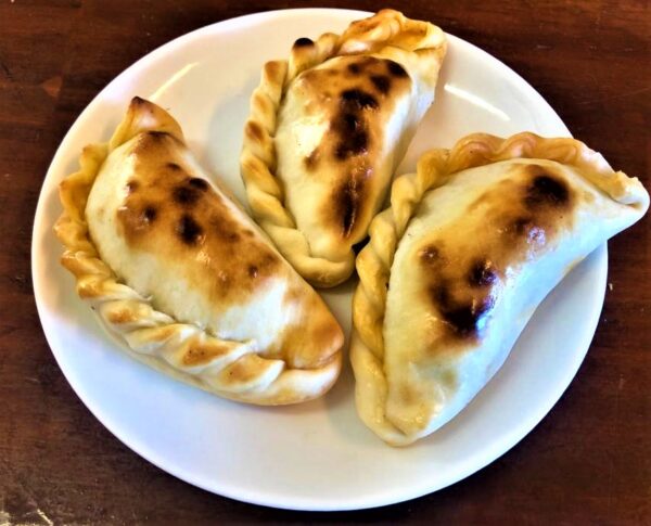 Empanada Carne al cuchillo