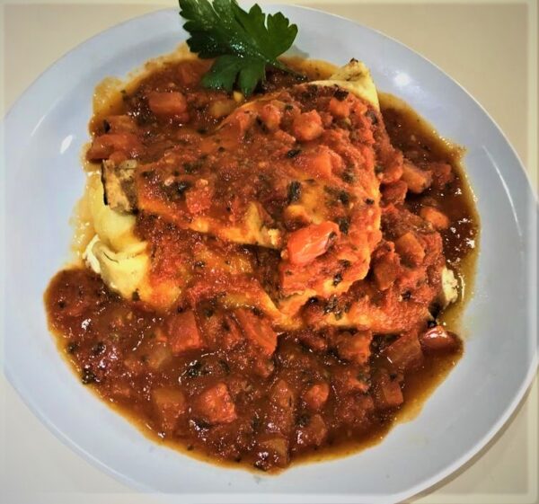 Pomodoro concasse: tomate en cubos, albahaca y ajo