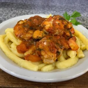 Fusiles al fierrito con salsa Margarita del Mar