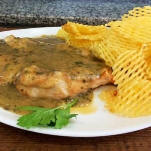 Pollo a la provenzal con papas rejilla