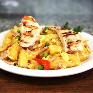 Revuelto de gramajo con pollo